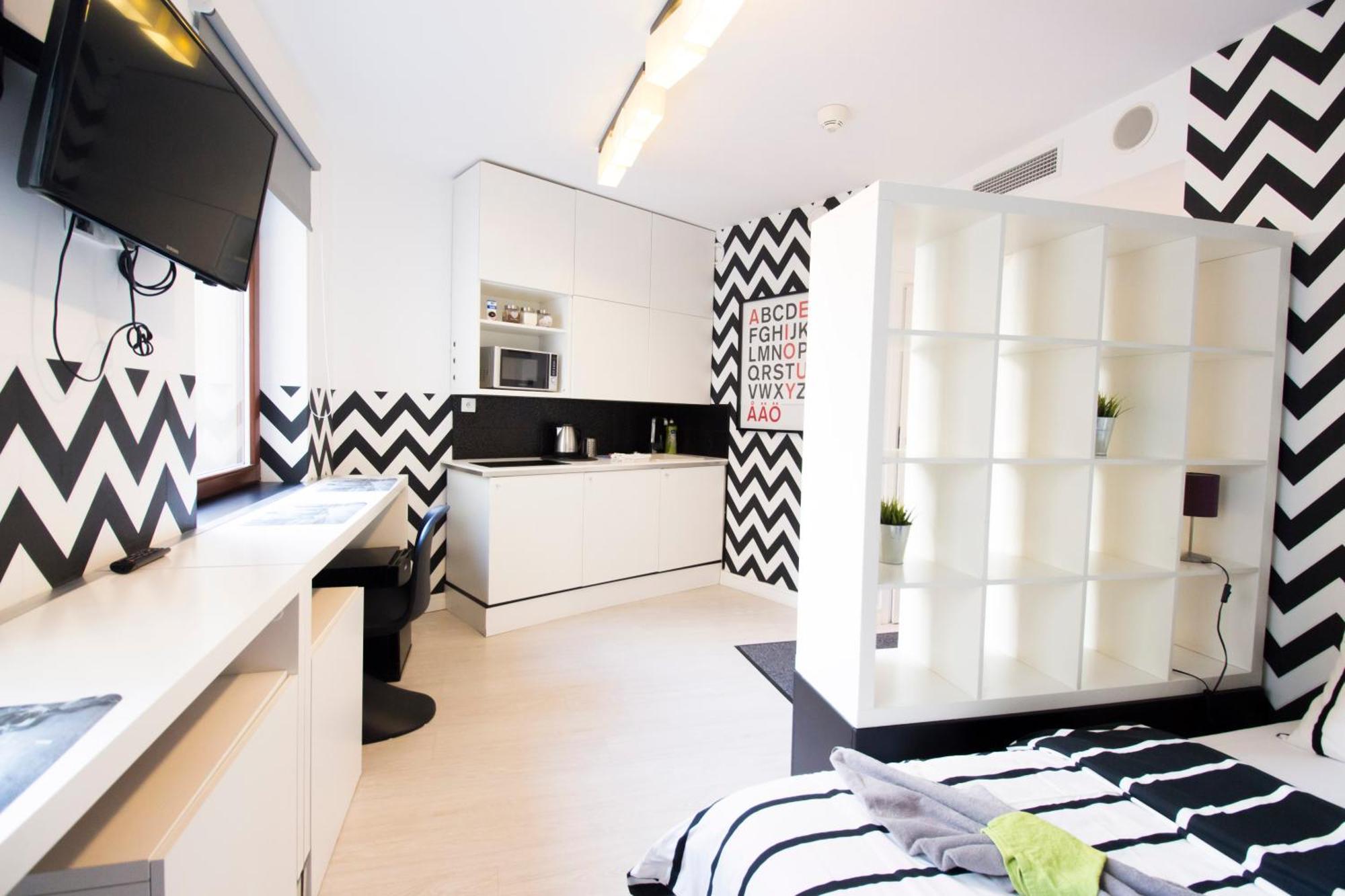 Happyestate - Just In Center - Ul Krawiecka 1 - Old Town Apartment *